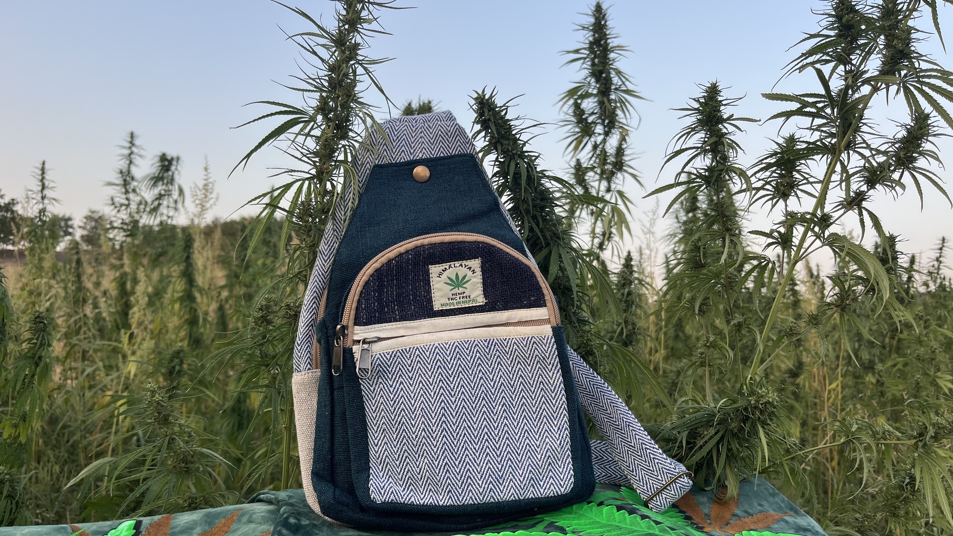 Himalája Kender Crossbody válltáska