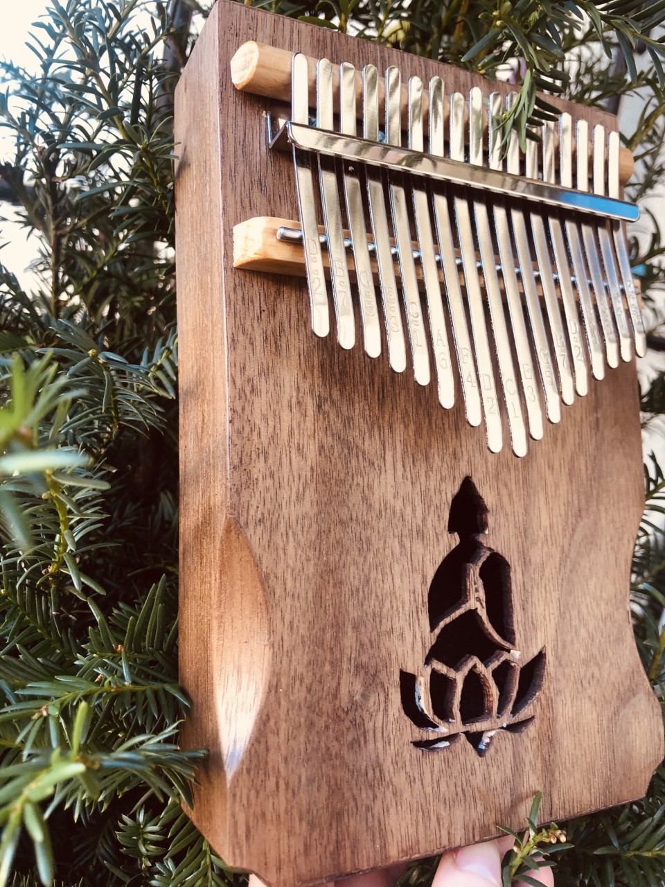 Kalimba - Kalimba 17 - Hangszer Buddha Egyedi kézzel készített Kalimbáink, édesapám keze munkáját dicsérik. Egzoti 