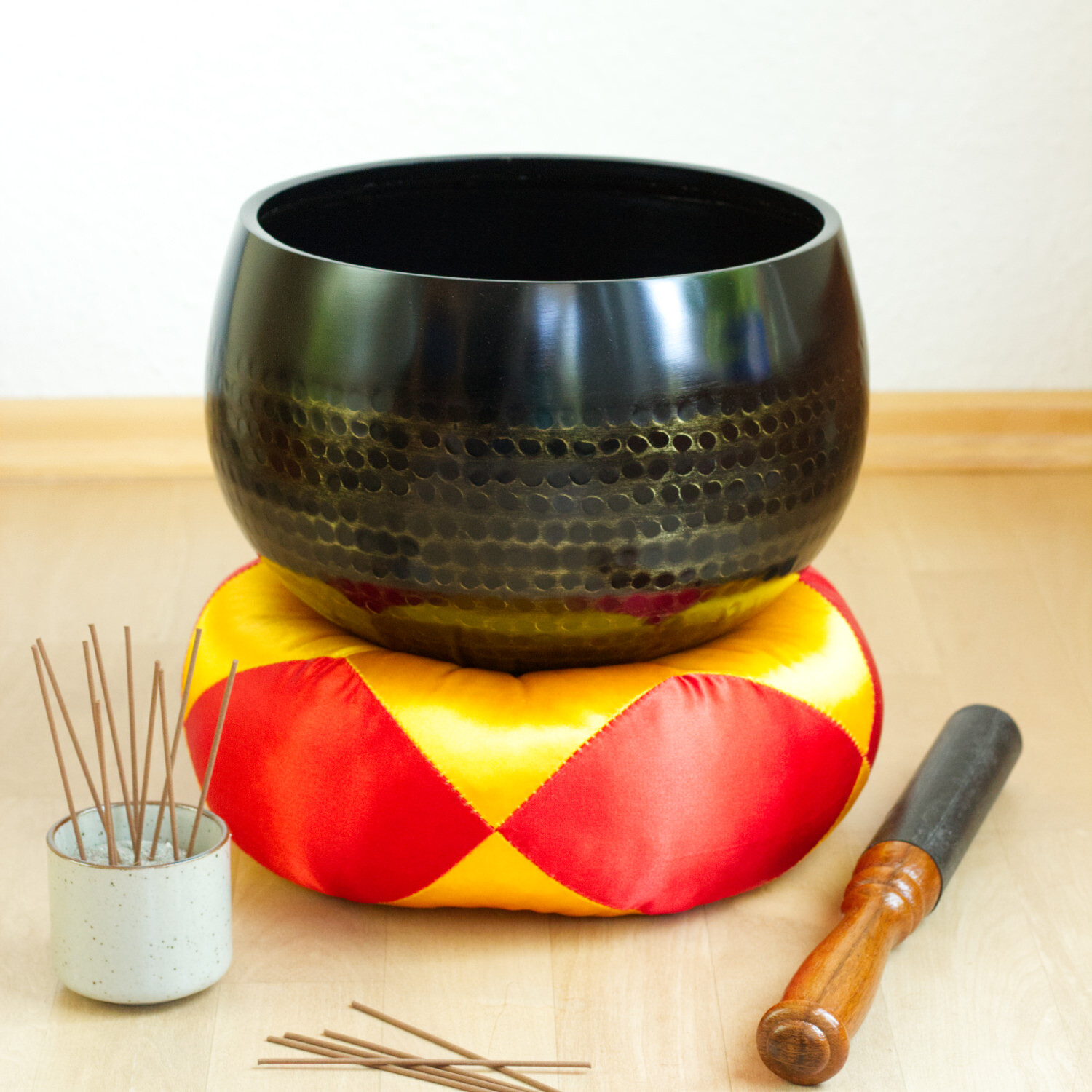 Japán hangtálak - Kínai templom harangja - 18 cm  A k&iacute;nai templomi harangok lenyűg&ouml;zőek nemes megjelen&eacute;s&u