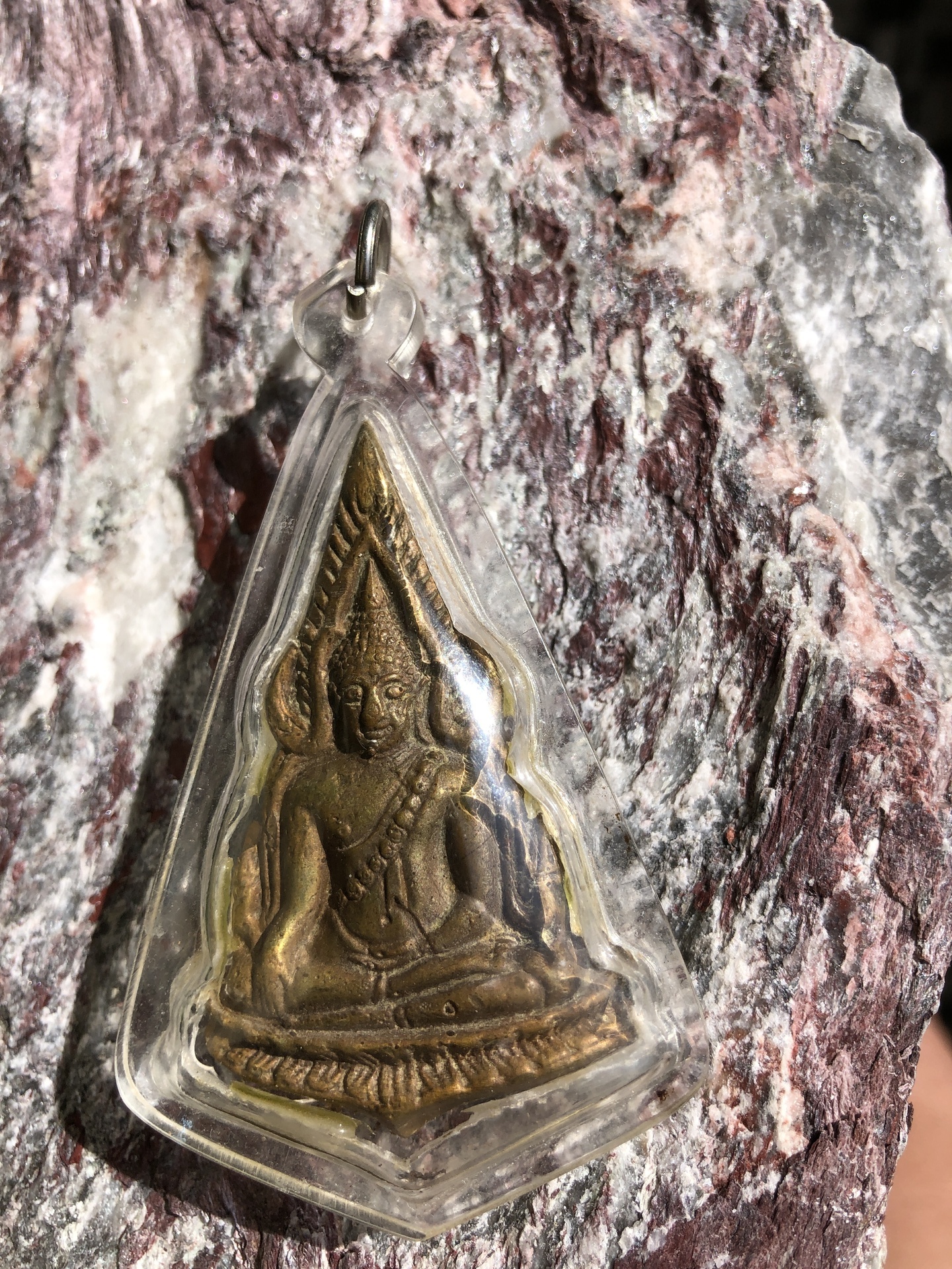 Buddha szobrok - Antik Thai Buddha Amulett medál Thaiföldről érkezett amulett,antik bronz kis Buddha szobrok ,mely medálként 