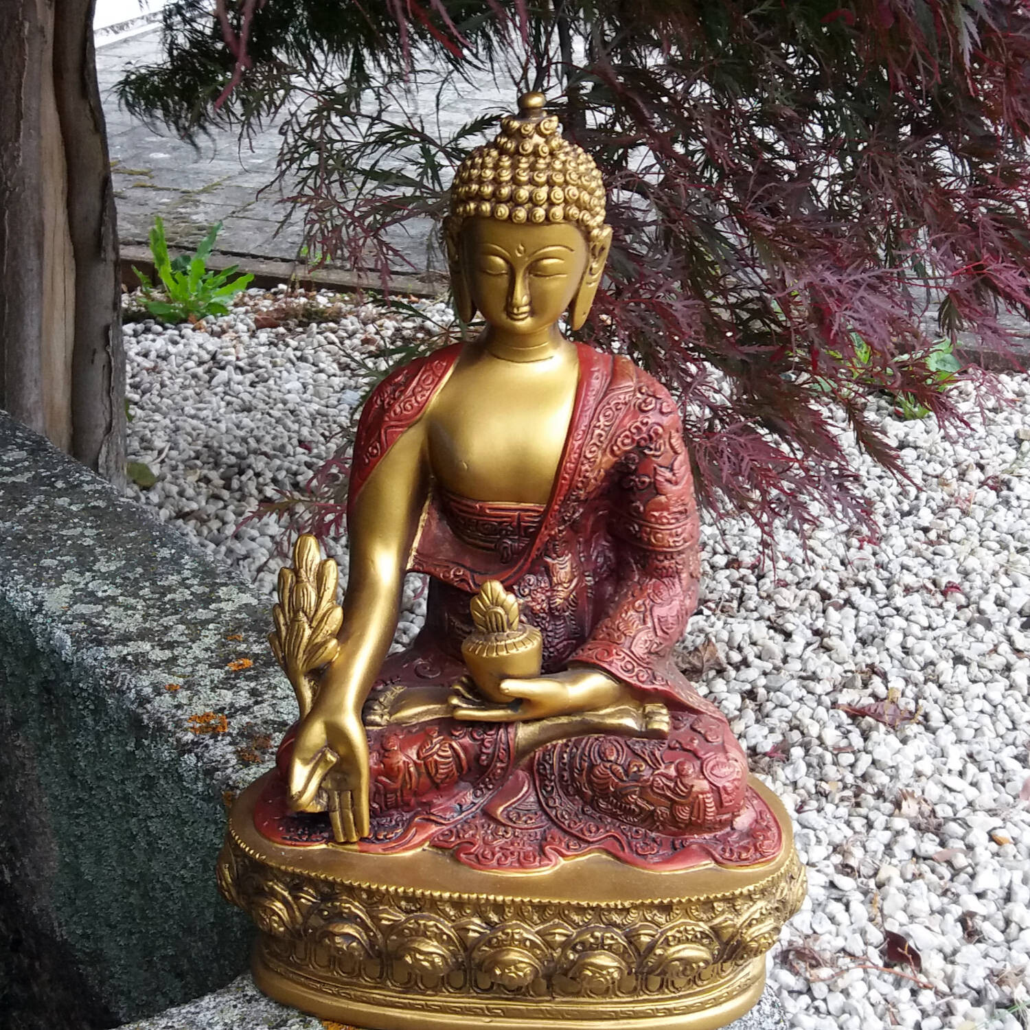 Buddha szobrok - Gyógyító Buddha - 30 cm