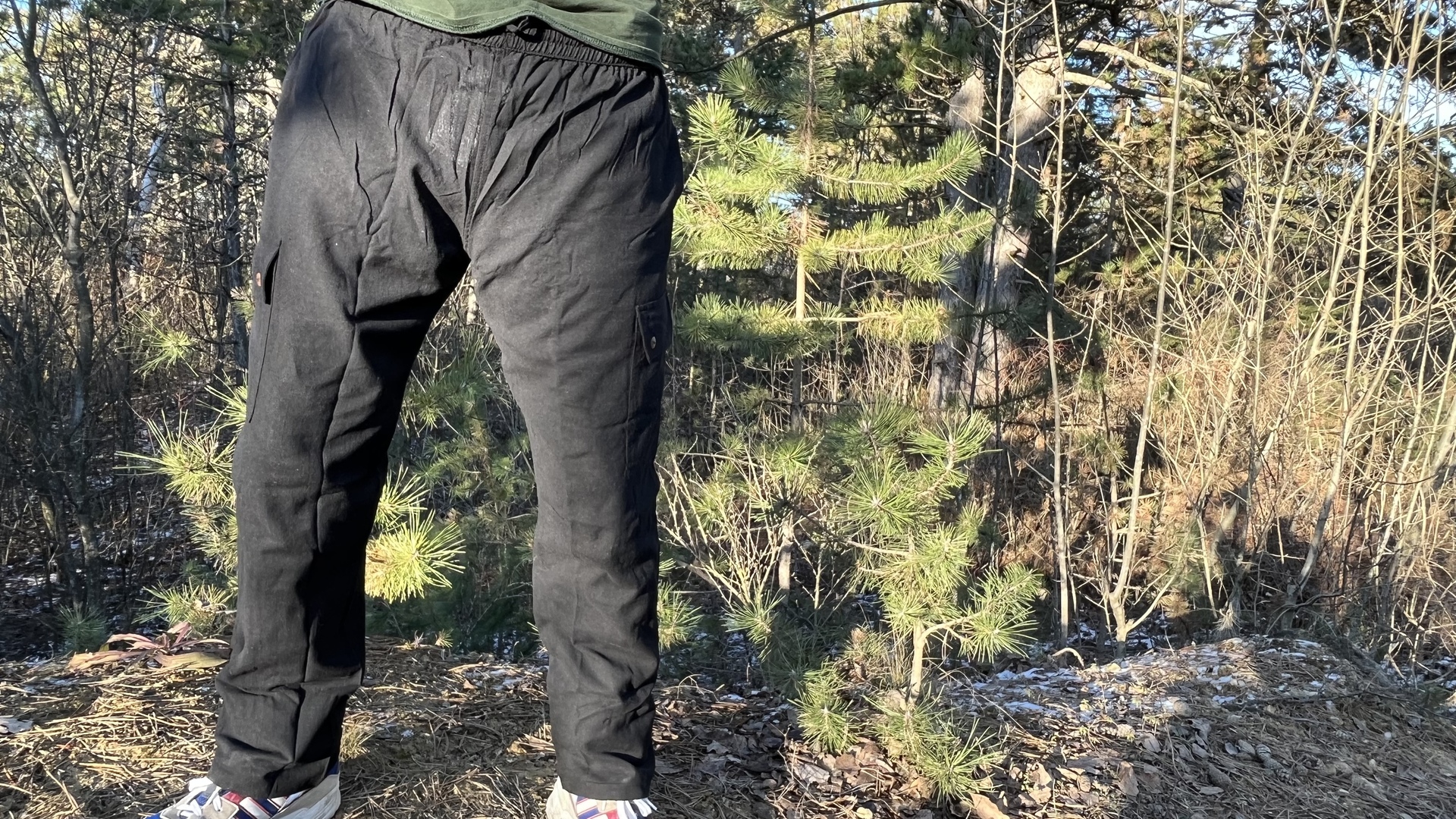 Nepáli férfi nadrág - Nepáli Unisex nadrág - fekete zsebes  <span style="font-size: 1rem;">A Nepáli Unisex fekete zsebes nadrág könnyű, 