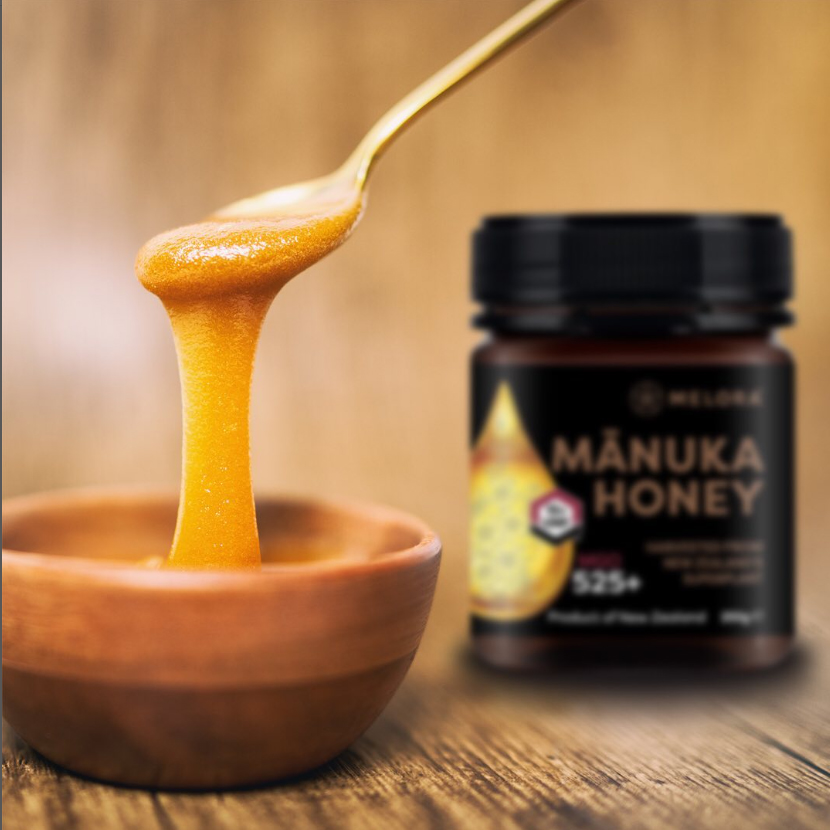 Manuka méz - Melora - Manuka méz 300+ MGO™ UMF10 500g  MGO300+ az ellenálló fertőzések ellen, gyulladásokra és gyomorsav kezelésér 