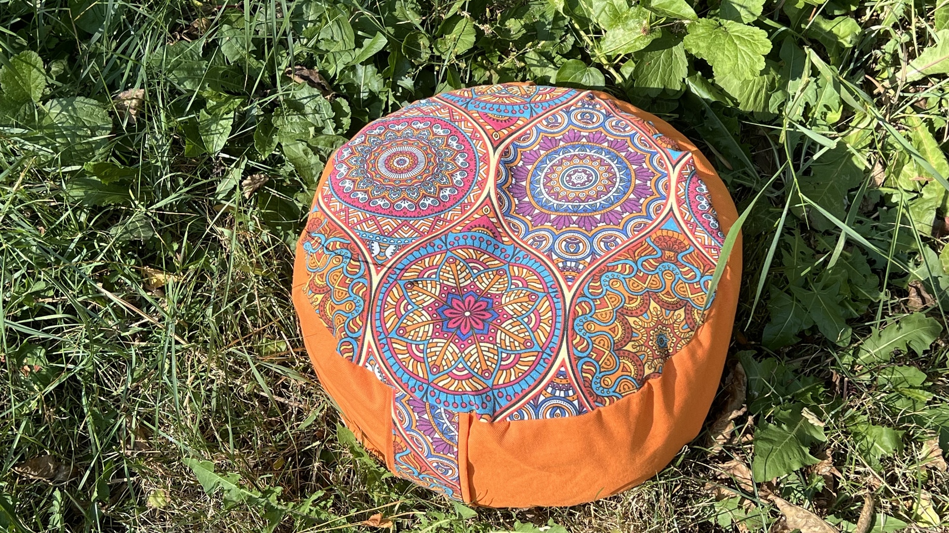 Meditációs párnák - Bio Tönkölypelyva meditációs párna - színes Belső huzat nélkül +Belső huzat rendeléséhez kattints ide!<br id="isPasted">Bio tönkölybúza ma 