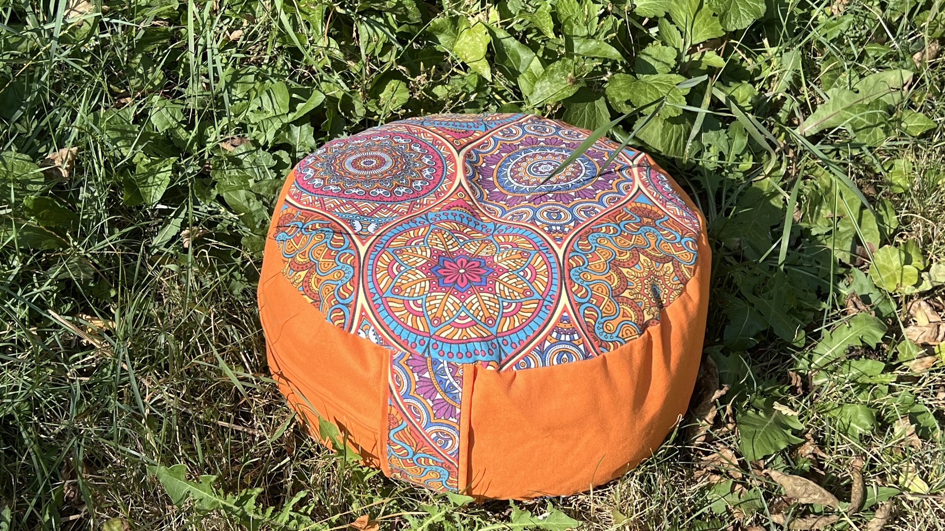 Meditációs párnák - Bio Tönkölypelyva meditációs párna - színes Belső huzat nélkül +Belső huzat rendeléséhez kattints ide!<br id="isPasted">Bio tönkölybúza ma 