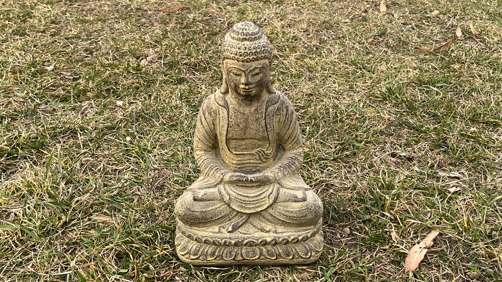 Buddha szobrok - Buddha kő szobor   Buddha ülő&nbsp;kő szobor&nbsp; 