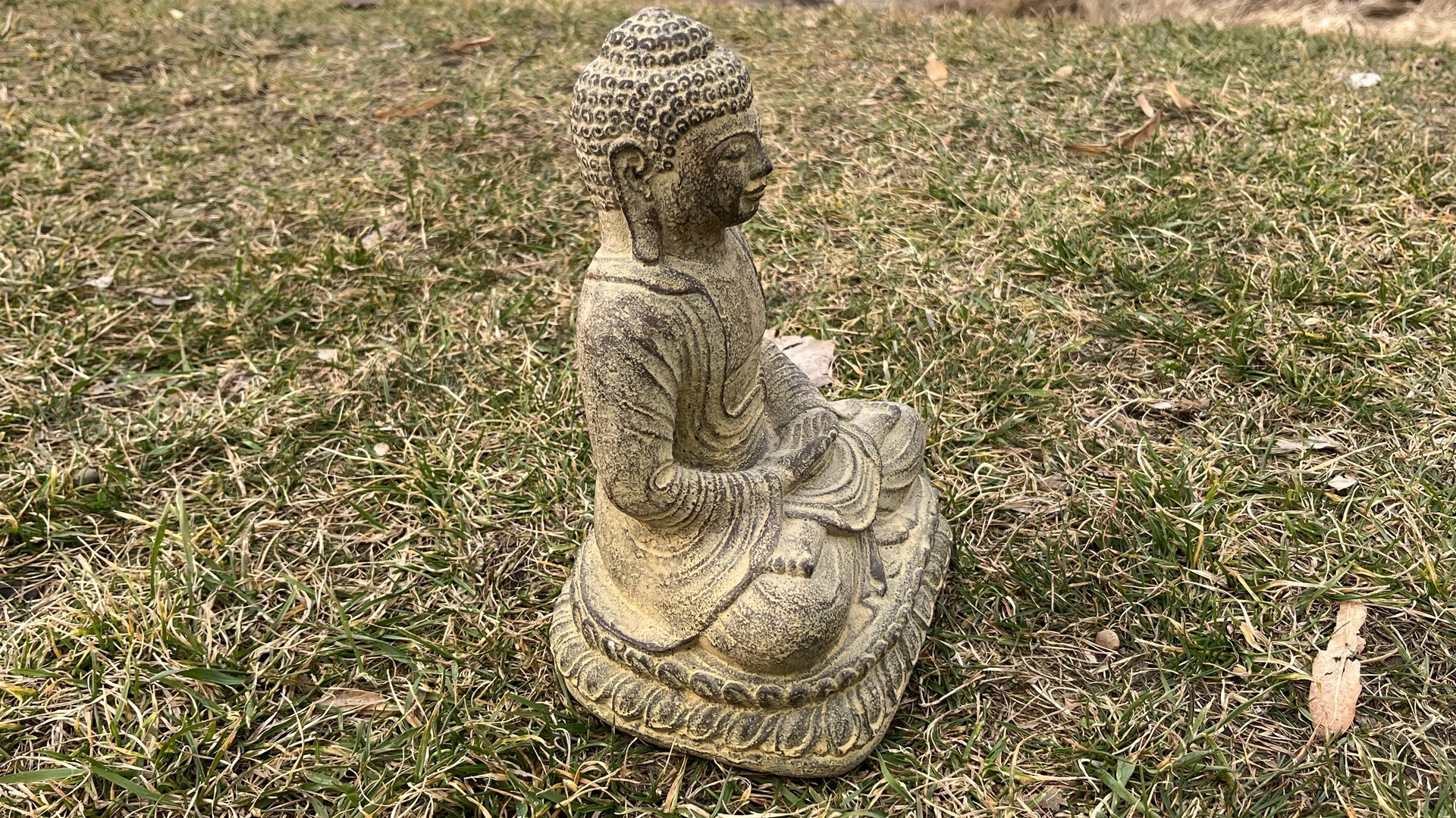 Buddha szobrok - Buddha kő szobor   Buddha ülő&nbsp;kő szobor&nbsp; 