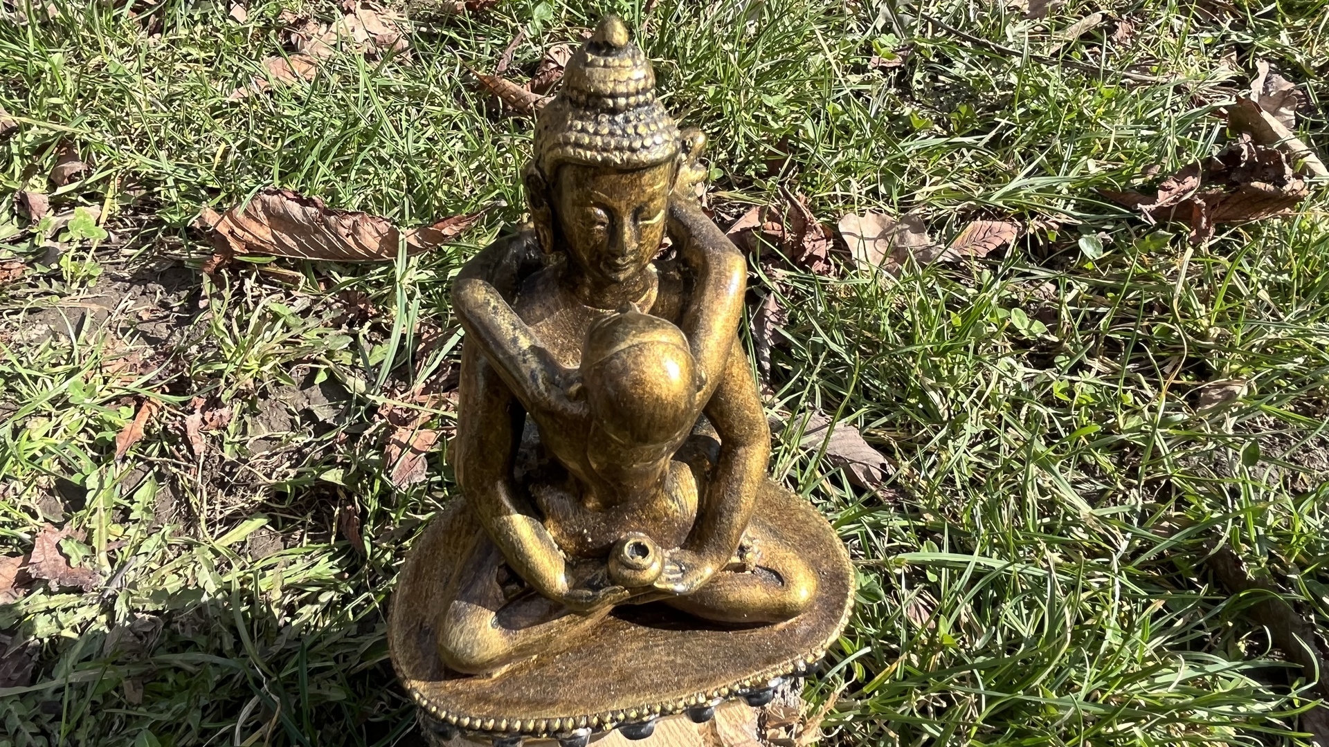 Buddha szobrok - Buddha káma szútra