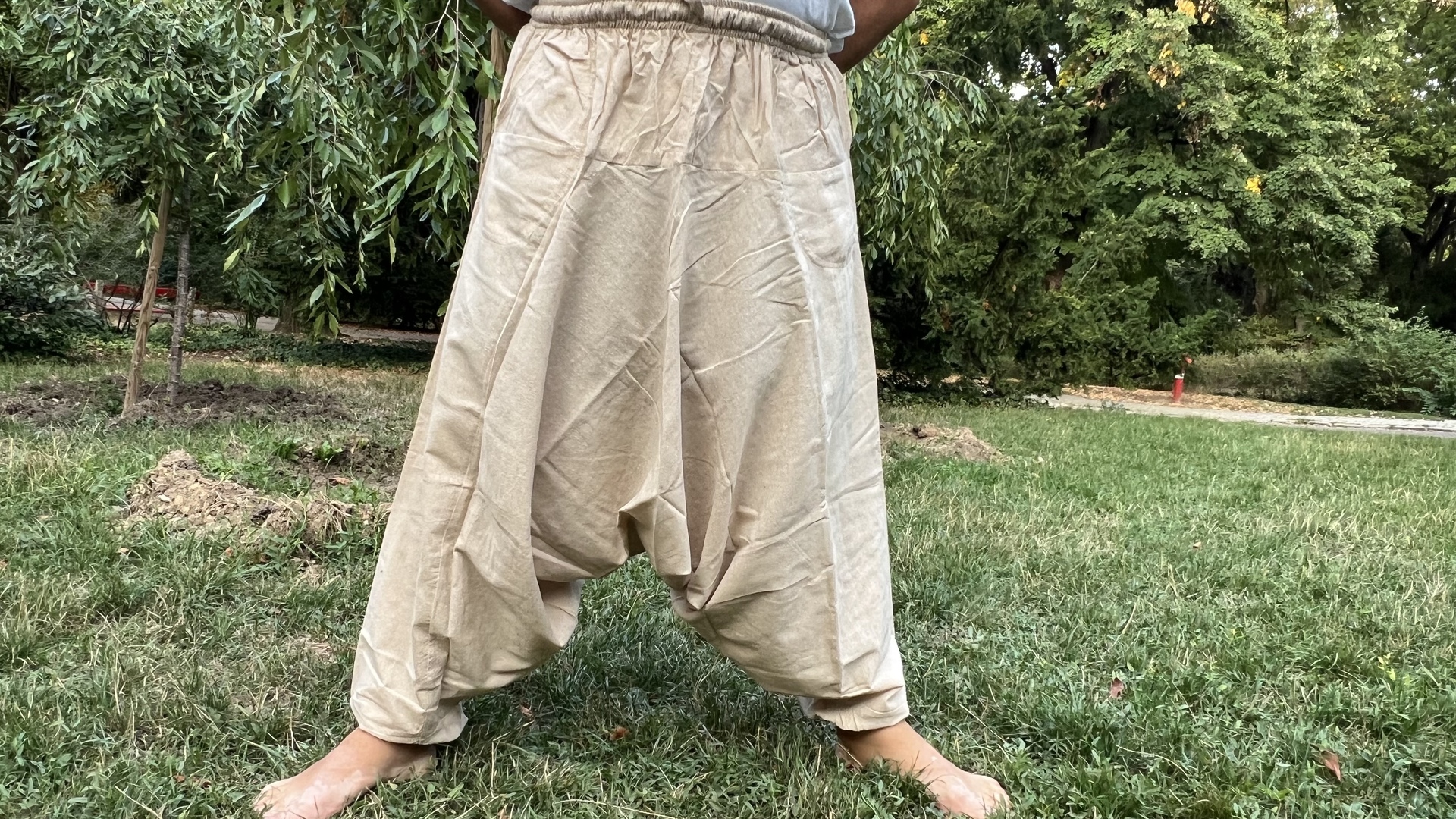 Nepáli férfi nadrág - Nepáli Aladdin nadrág - Natúr  <span style="font-size: 1rem;">Nep&aacute;li Aladdin nadr&aacute;g,&nbsp;me 